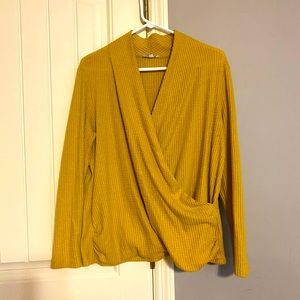 Mustard, wrap front waffle top.
